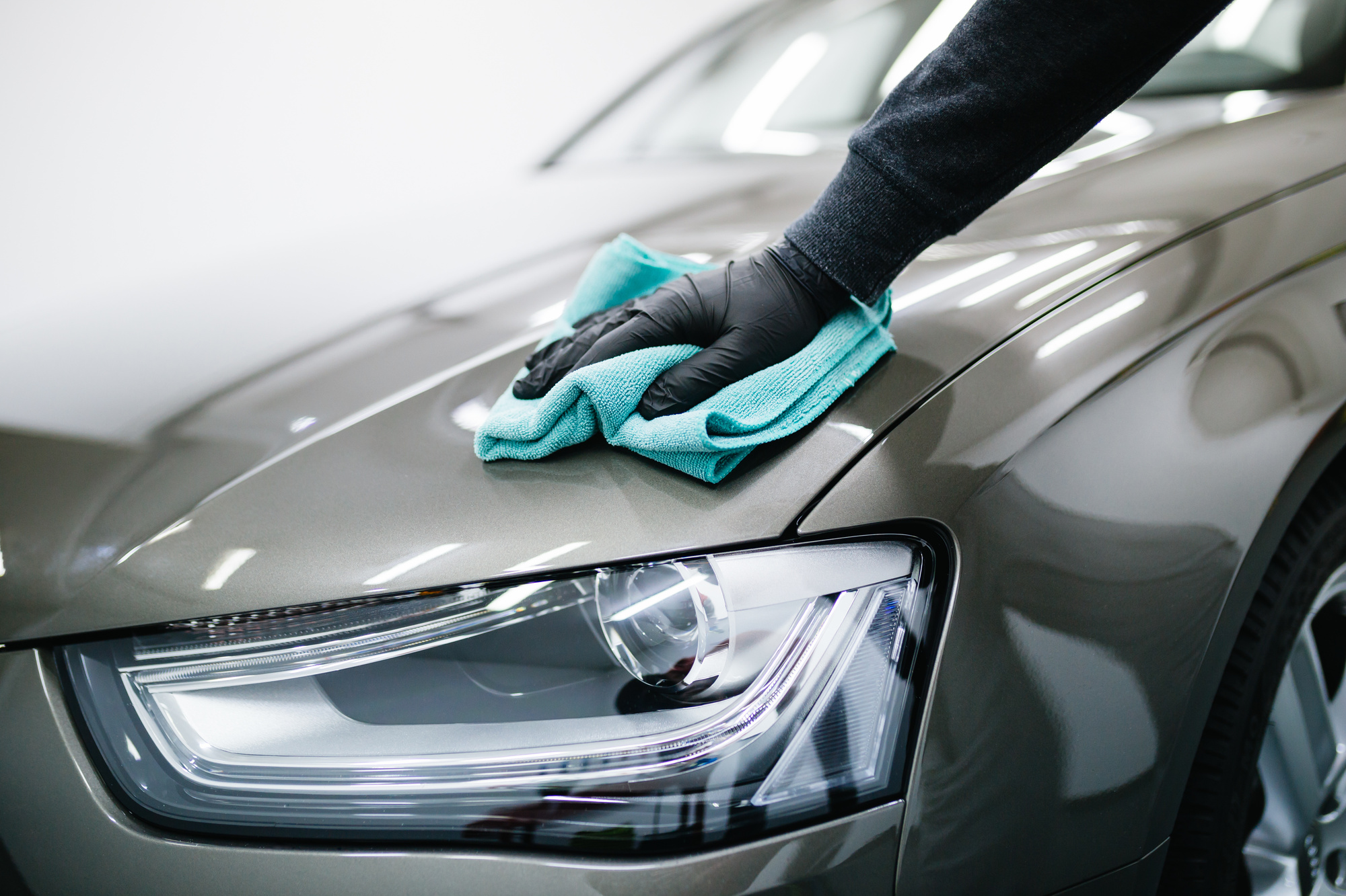 Polishing & detailing
